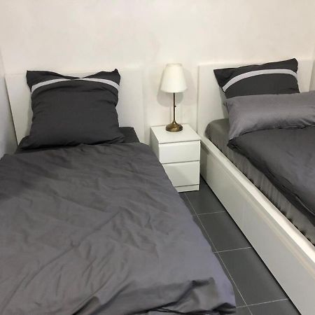 Apartments & Rooms Bad Soden บัดโซเดิน อัม เทานุส ภายนอก รูปภาพ