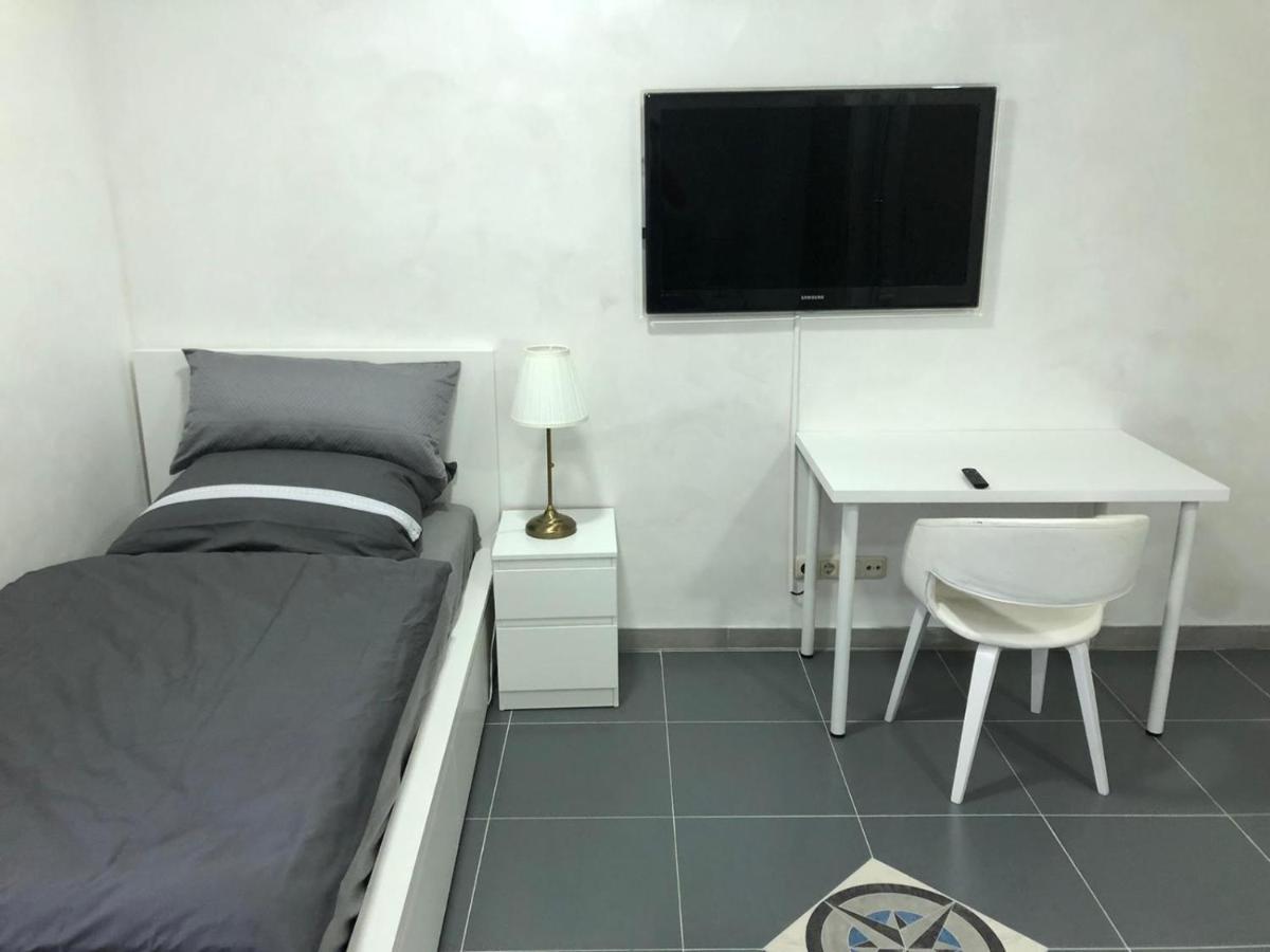 Apartments & Rooms Bad Soden บัดโซเดิน อัม เทานุส ภายนอก รูปภาพ